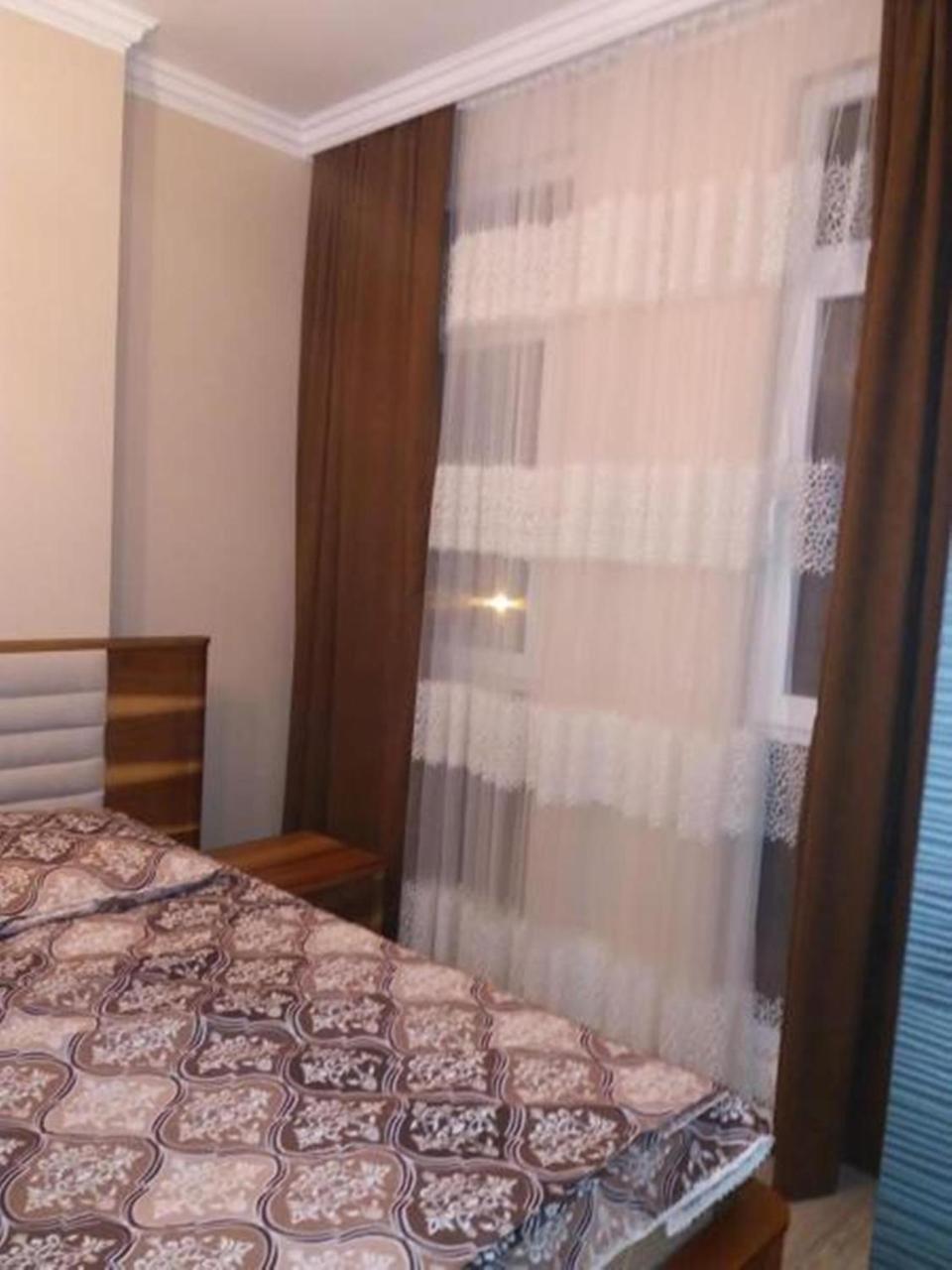 Apartment Irina Batumi Exterior foto